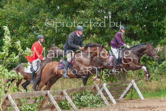 Jagd Perdoel_MarinaHewigMCH04324 | Fotografie, FotoArt, PferdesportArt, Pferdesportfotografie, Landschaftsfotografie, Reisefotografie, Reise, Pferde - Realisiert mit Pictrs.com