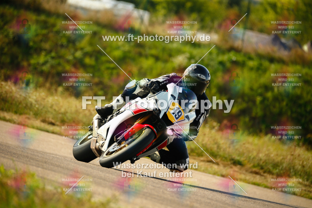 _MOT6010 | Hier findet Ihr Bilder von Touristenfahrten auf der Nürburgring Nordschleife oder von anderen Veranstaltungen die ich besucht habe. Viel Spass beim Durch Schauen 