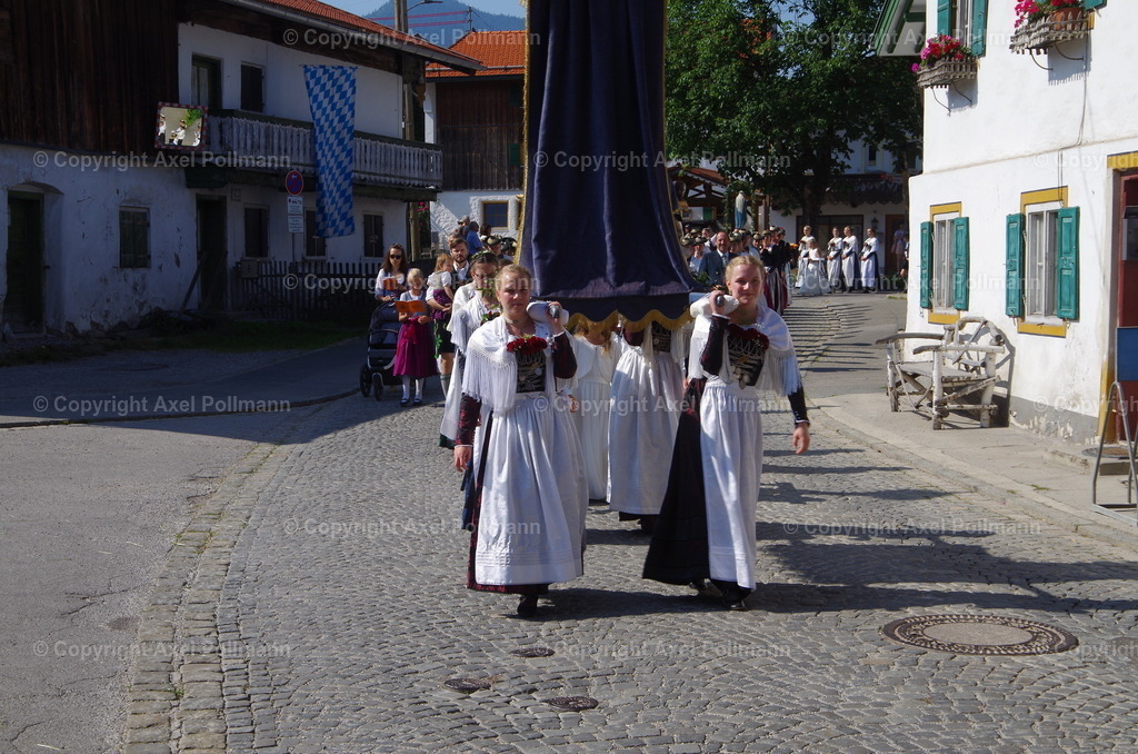 IMGP3482 | fotografiert von Axel PollmannLeonhardi Wallfahrt Benediktbeuern und Murnau, Fronleichnam, Fasching, Landschaft im Loisachtal und Benediktbeuern  - Realisiert mit Pictrs.com