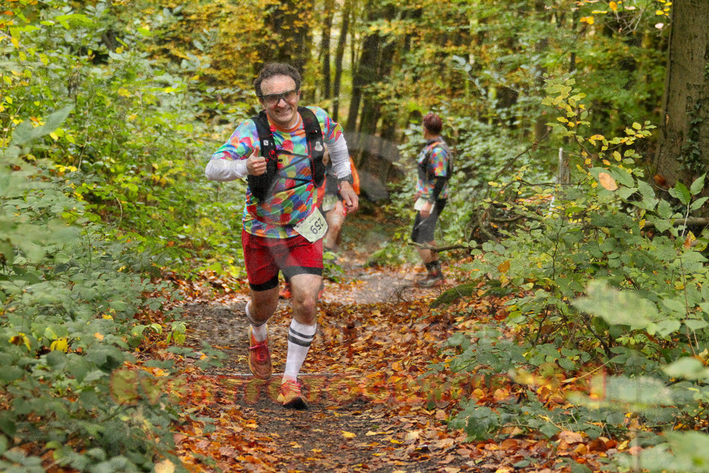 251026_1307_EV4_6509 | Sportfotografie im Rhein-Sieg Kreis, Köln, Bonn, NRW, Rheinland Pfalz, Hessen, etc. Unser Tätigkeitsfeld umfasst den Laufsport vom Volkslauf über den Marathon, Duathlon, Triathon bis zum Ultralauf wie Kölnpfad Ultra oder Schindertrail.