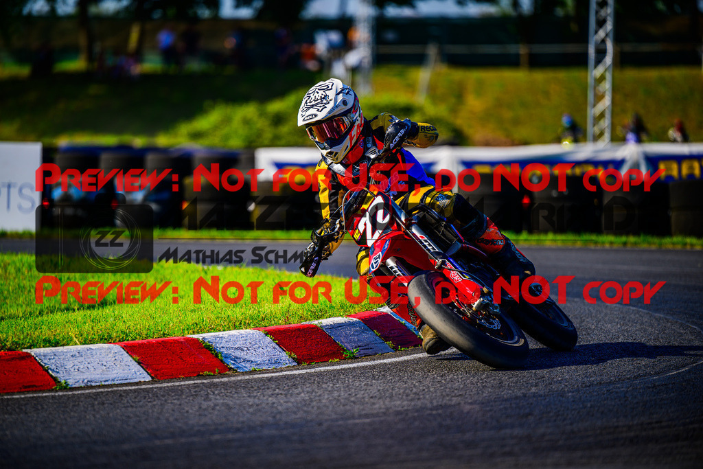 MaZZes_FotoMatrix_240511_6021986_8278 | ROOKIES