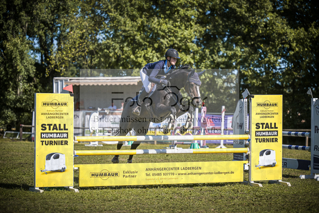 DOS_0578 | Entdecke hochwertige Reitturnierfotos von Foto Oger. Professionell, emotional und authentisch – jetzt Lieblingsmomente im Shop bestellen.Deutschlandweite Turnierfotografie. - Realisiert mit Pictrs.com