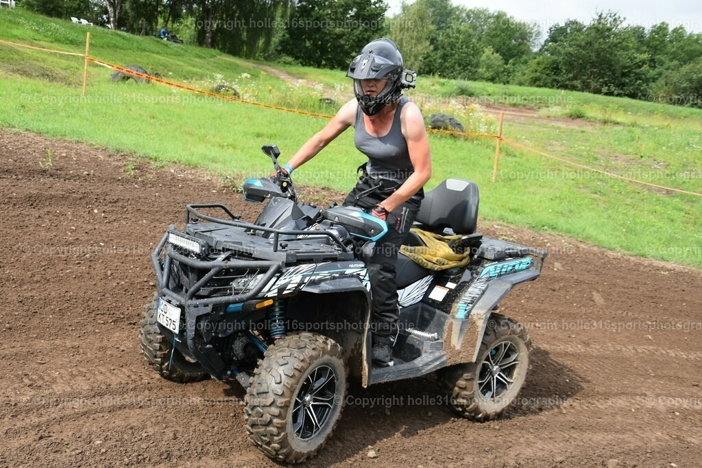 DSC_0629 (2) | Sportfotografie , Motorsport, Motoross, Reitsport, Mointainbike, Enduro,
Landschaft , Outdoor, Eventfotografie, Landschaft, Bilder online bestellen - Realisiert mit Pictrs.com