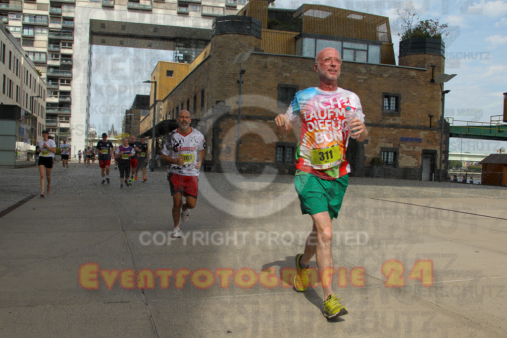 250920_1327_EV4_5643 | Sportfotografie im Rhein-Sieg Kreis, Köln, Bonn, NRW, Rheinland Pfalz, Hessen, etc. Unser Tätigkeitsfeld umfasst den Laufsport vom Volkslauf über den Marathon, Duathlon, Triathon bis zum Ultralauf wie Kölnpfad Ultra oder Schindertrail.
