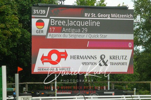 DKP43985 | Turniersportfotografie; Pferdefotografie; Dressurfotografie