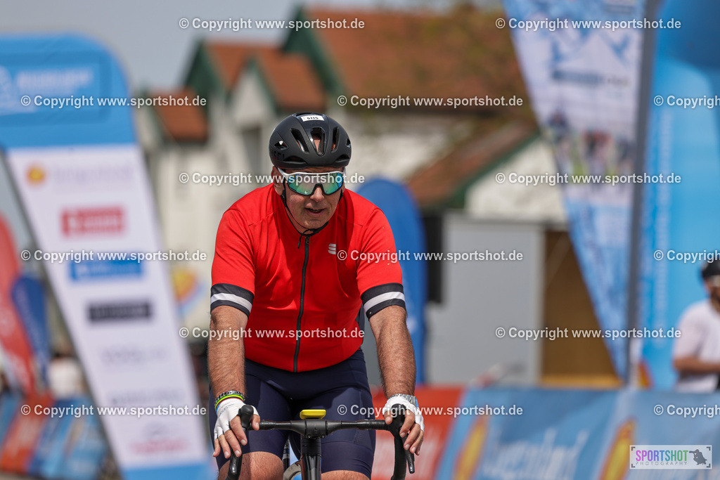 VJ__9754 | Neusiedlersee Radmarathon 2026@sportshot_your_pictrs #yourpictures#roadtowm2029 #nrm #neusiedlerseeradmarathon #neusiedlersee #neusiedlerseetourismus #burgenland #mörbisch #nrm26 #burgenlandtourismus #voglundco #poweredbyburgenlandtourismus #radsport #rad #marathon #ucigranfondo #visitburgenland #ucigranfondoworldseries