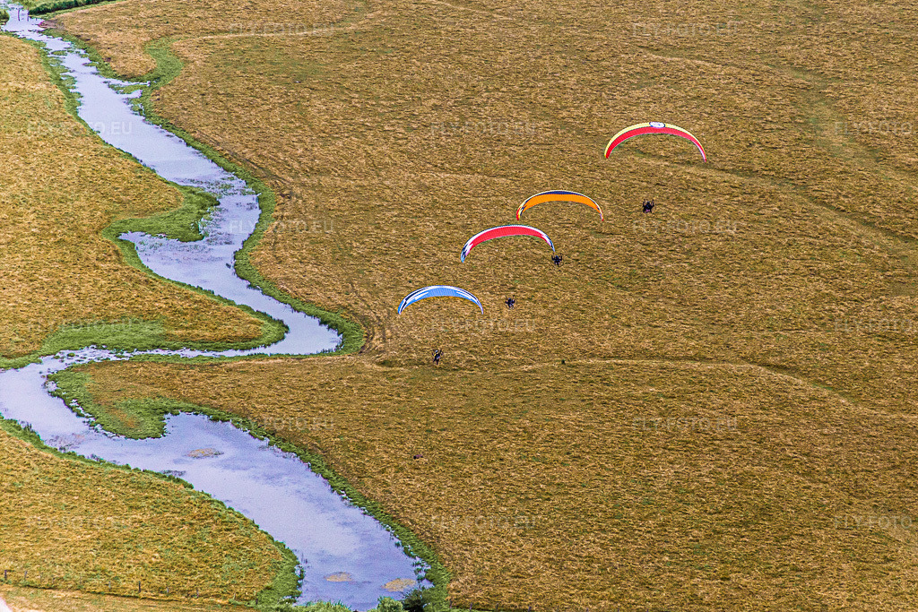 Vue aérienne: Vue de la ville à Vaucouleurs dans le département Meuse, France – .Photo: IMG_083629.jpg prise le 13/07/2015 par Werner Riehm/FLY-FOTO.eu – Résolution de l'original: 4731 x 3154 px
