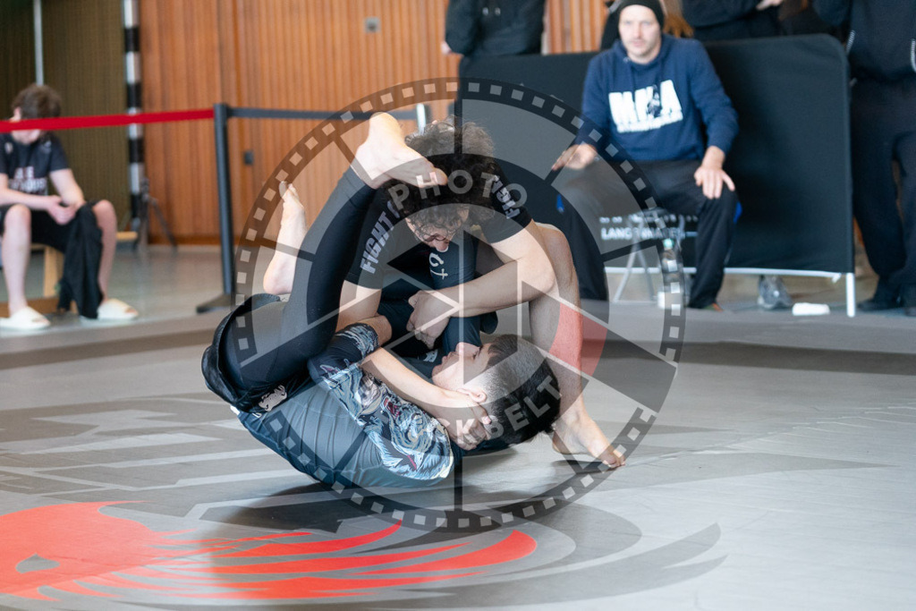 20250329PBB1469 | Fighters compete during the International Luta Livre (ILLCS) Germany IX Spring 2025 Competition spring on March 29, 2025 in Hannover, Germany.© Chiara Dazi