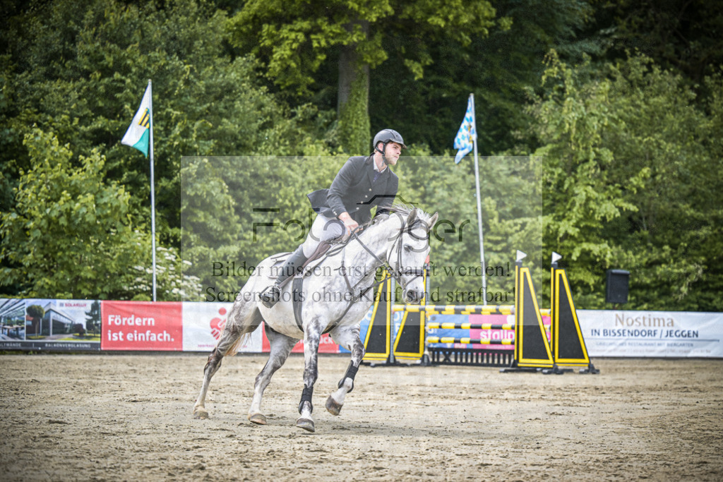 DOS_5676 | Entdecke hochwertige Reitturnierfotos von Foto Oger. Professionell, emotional und authentisch – jetzt Lieblingsmomente im Shop bestellen.Deutschlandweite Turnierfotografie. - Realisiert mit Pictrs.com