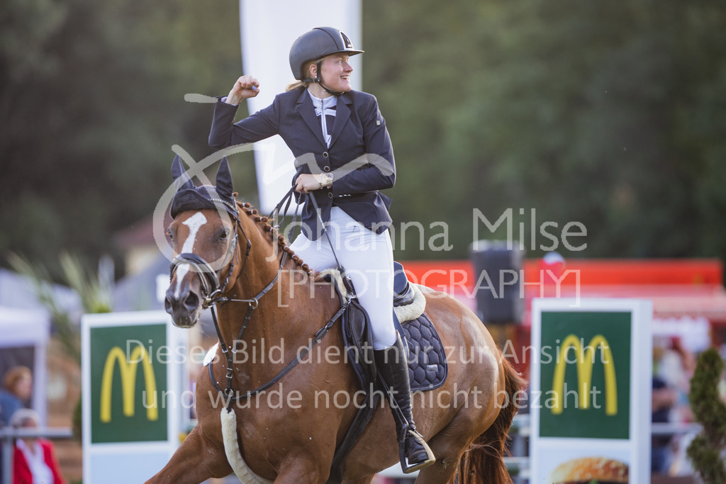 220715_LC_HeinzelmaennchenCup-773 | Deine schönsten Turniermomente als professionelle Fotos! Entdecke hochwertige Pferdesport-Fotografie im Online-Shop. Jetzt Fotos finden & bestellen!