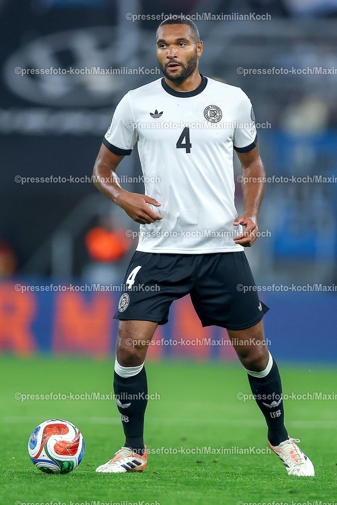 DFB10102502185 | 10.10.2025, Fußball, Länderspiel, Deutschland - Luxemburg, UEFA WM-Qualifikation, 2025/2026, Gruppe A, PreZero Arena in Sinsheim: Jonathan Tah (GER #04) DFB regulations prohibit any use of photographs as image sequences and or quasi-video.