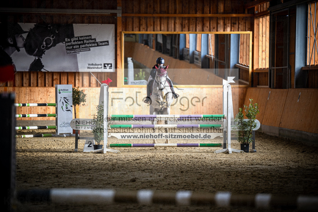 DOS_1068 | Entdecke hochwertige Reitturnierfotos von Foto Oger. Professionell, emotional und authentisch – jetzt Lieblingsmomente im Shop bestellen.Deutschlandweite Turnierfotografie. - Realisiert mit Pictrs.com