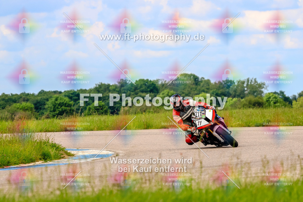 MotoTeam-1237 | Hier findet Ihr Bilder von Touristenfahrten auf der Nürburgring Nordschleife oder von anderen Veranstaltungen die ich besucht habe. Viel Spass beim Durch Schauen 