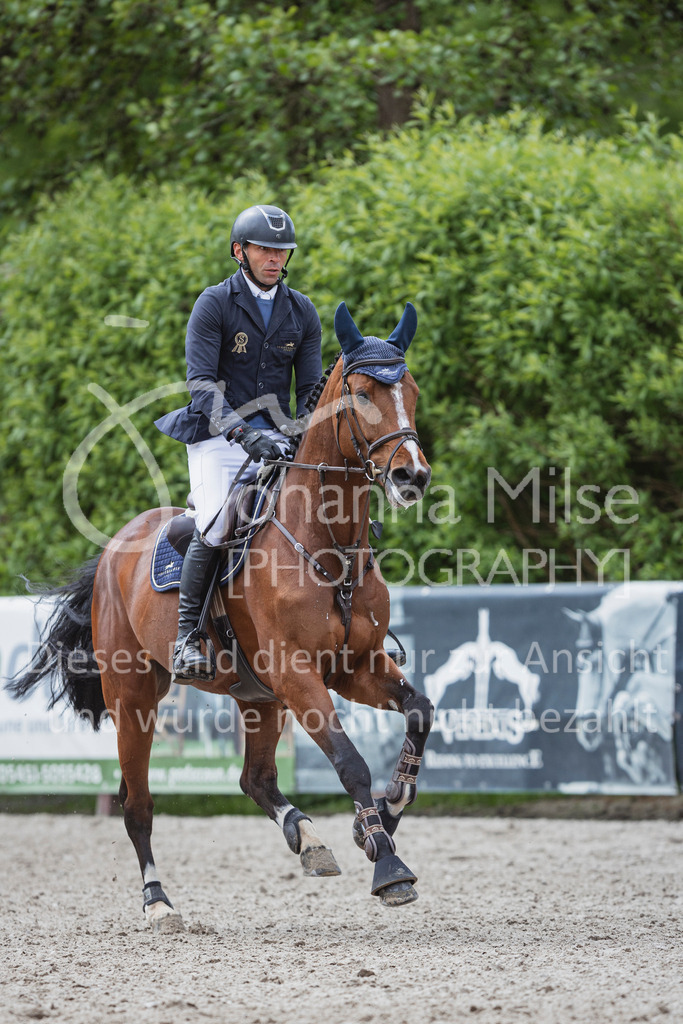 250506_Mühlen_SprPf-A2-318 | Deine schönsten Turniermomente als professionelle Fotos! Entdecke hochwertige Pferdesport-Fotografie im Online-Shop. Jetzt Fotos finden & bestellen!