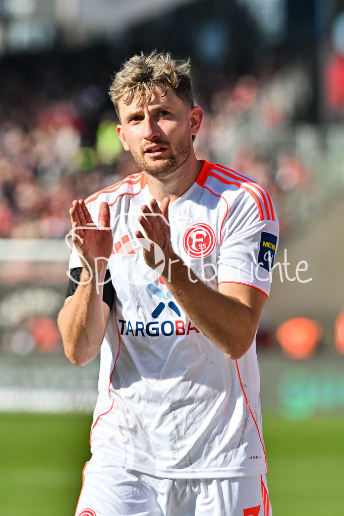 1. FC Nürnberg - Fortuna Düsseldorf | NUREMBERG, GERMANY - 07. MARCH:  im Bild Christopher LENZ (Fortuna Düsseldorf 3) / Einzelfoto / Freisteller während dem Match zwischen dem 1. FC Nürnberg und Fortuna Düsseldorf am 25. Spieltag der 2. Bundesliga im Max Morlock Stadion / DFL REGULATIONS PROHIBIT ANY USE OF PHOTOGRAPHS AS IMAGE SEQUENCES AND/OR QUASI-VIDEO