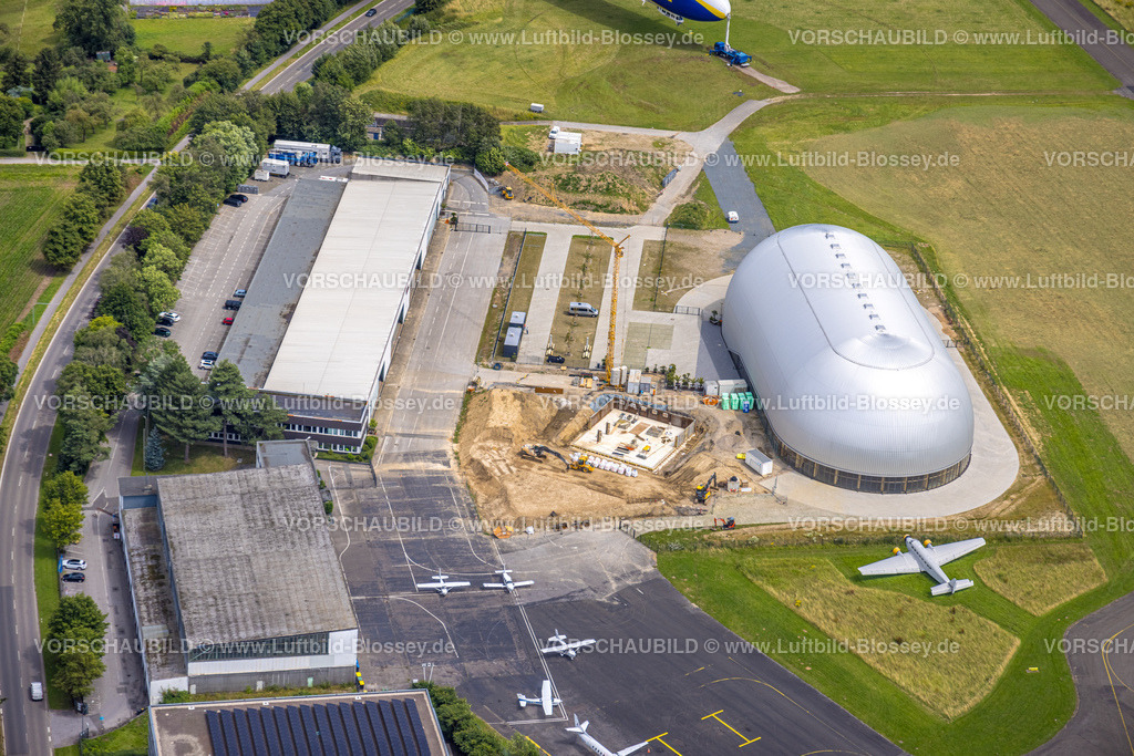 Muelheim240702618 | Luftbild, Flughafen Essen/Mülheim, Baustelle neben der Luftschiffhalle, Holthausen - Südost, Mülheim an der Ruhr, Ruhrgebiet, Nordrhein-Westfalen, Deutschland