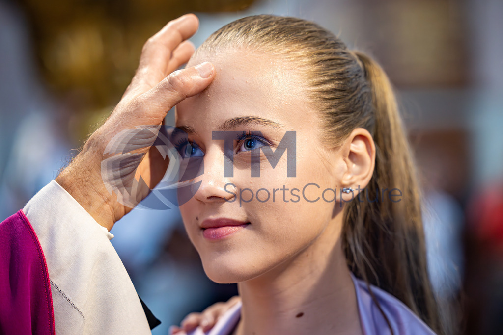 RR5M0114-Verbessert-RR | Firmung Dom Klagenfurt 8.6.24