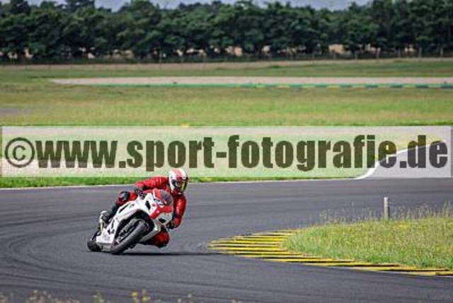 spof3813 | Professionelle Fotos von Sportveranstaltungen, aber auch Hochzeiten und anderen Events. - Realisiert mit Pictrs.com