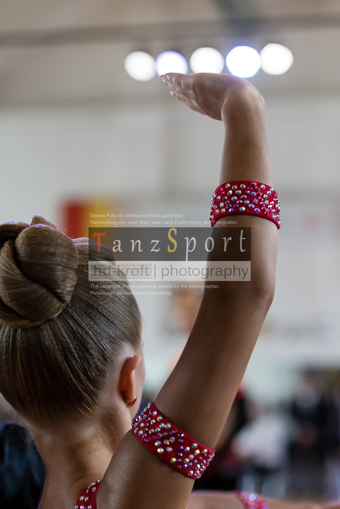 20240615_DM-Jun2-Kombi_09817 | Tanzsportbilder, Standardtanz, Lateintanz, WDSF, DTV, LTVB, dancecomp, goc, hessen tanzt, blaues band der spree, walzer, tango, wiener walzer, slowfox, quickstepp, samba, rumba, cha-cha-cha, paso doble. jive, hd-kroft photography, turniertanzsport