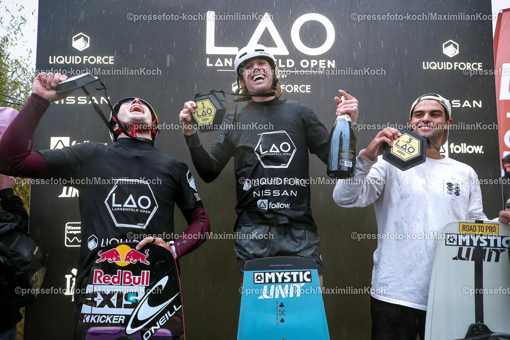 LAO04052408003 | 04.05.2024, Wakeboarden, LAO Liquid Force Langenfeld Open, Finale: Siegerehrung Männer (L-R) Liam Peacock  (Großbritanien, 3.) Trent Stuckey (USA, 1.) und Guenther Oka  (USA, 2.)