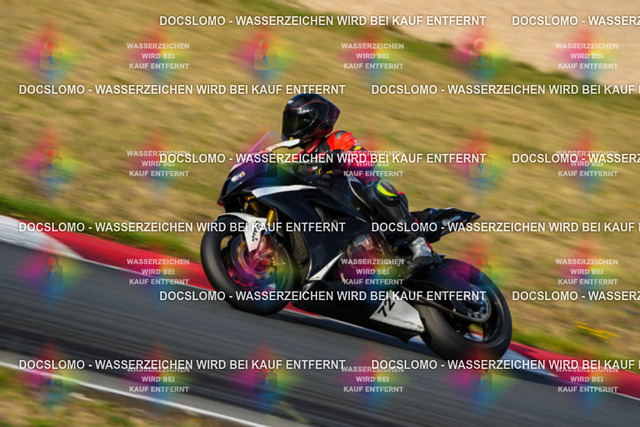 2026_09_12_PBK_33865_LRX | Sportfotografie; SlowMotion; Video; Rennstrecke; Hafeneger; RSE; Speer; Trackday; Motorsportarena; Hockenheimring; Brno; Most; Barcelona; Valencia, Benny; Kaetzmer;