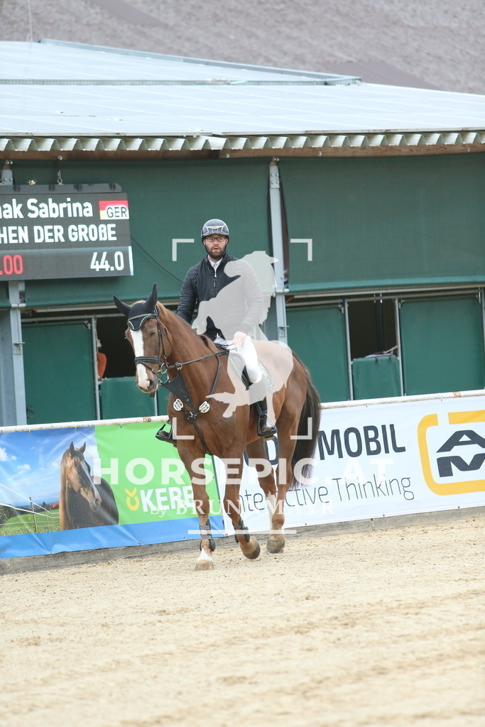 DL2Q1591 | Willkommen bei Brunnmayr - Design & Fotografie – Ihrem Spezialisten für Reitturniere und Pferdeveranstaltungen in Oberösterreich, Salzburg und Bayern! Seit über 17 Jahren sind wir leidenschaftlich dabei.