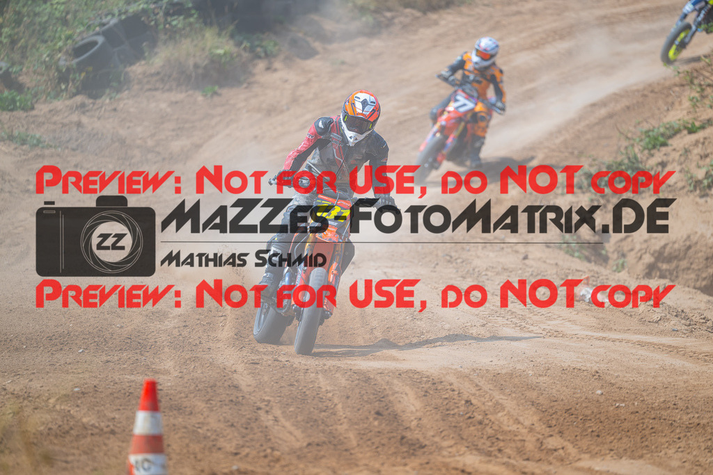MaZZes-Fotomatrix-20260816-618040 | S2
