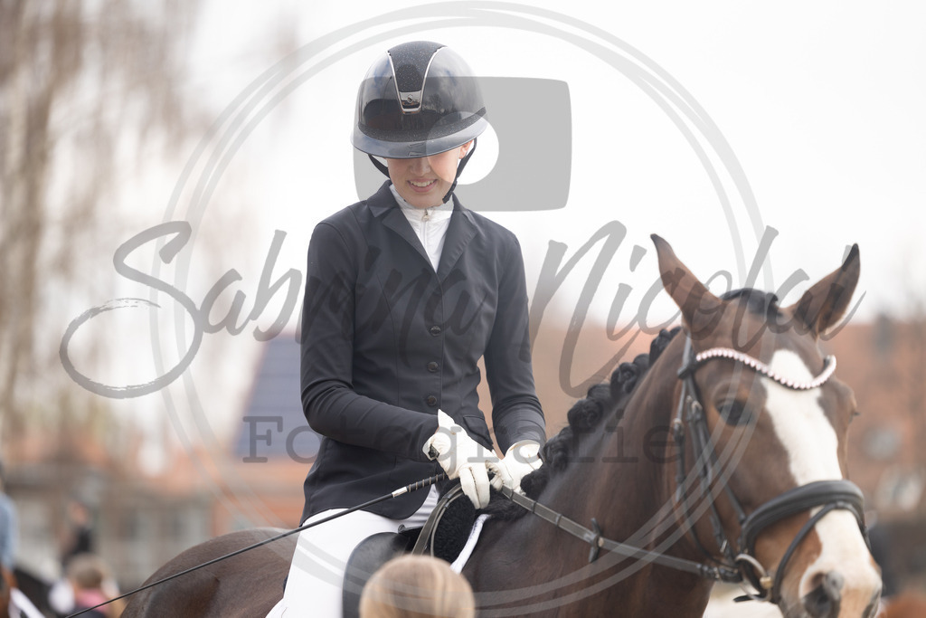 994A8702 | sabrinanicolaifotografie - Realisiert mit Pictrs.com