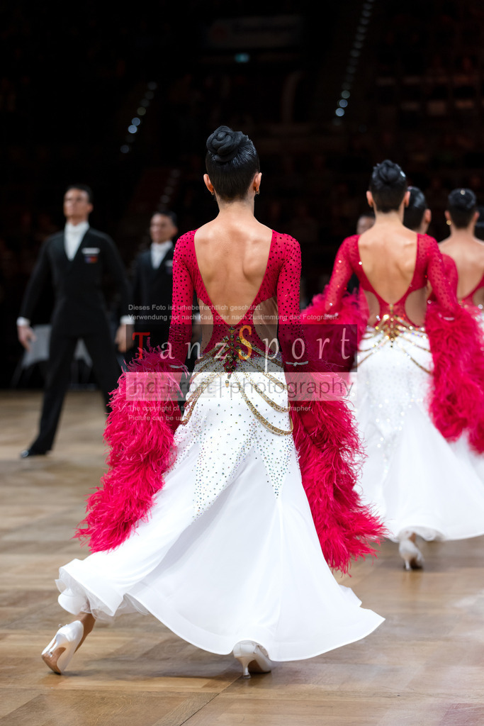 20241109_DM-Formationen_Vorrunde_2277 | Tanzsportbilder, Standardtanz, Lateintanz, WDSF, DTV, LTVB, dancecomp, goc, hessen tanzt, blaues band der spree, walzer, tango, wiener walzer, slowfox, quickstepp, samba, rumba, cha-cha-cha, paso doble. jive, hd-kroft photography, turniertanzsport