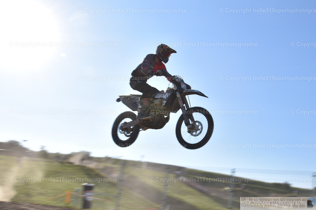 DSC_0554 | Sportfotografie , Motorsport, Motoross, Reitsport, Mointainbike, Enduro,
Landschaft , Outdoor, Eventfotografie, Landschaft, Bilder online bestellen - Realisiert mit Pictrs.com