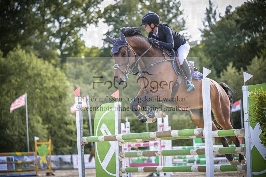 DOS_0198 | Entdecke hochwertige Reitturnierfotos von Foto Oger. Professionell, emotional und authentisch – jetzt Lieblingsmomente im Shop bestellen.Deutschlandweite Turnierfotografie. - Realisiert mit Pictrs.com