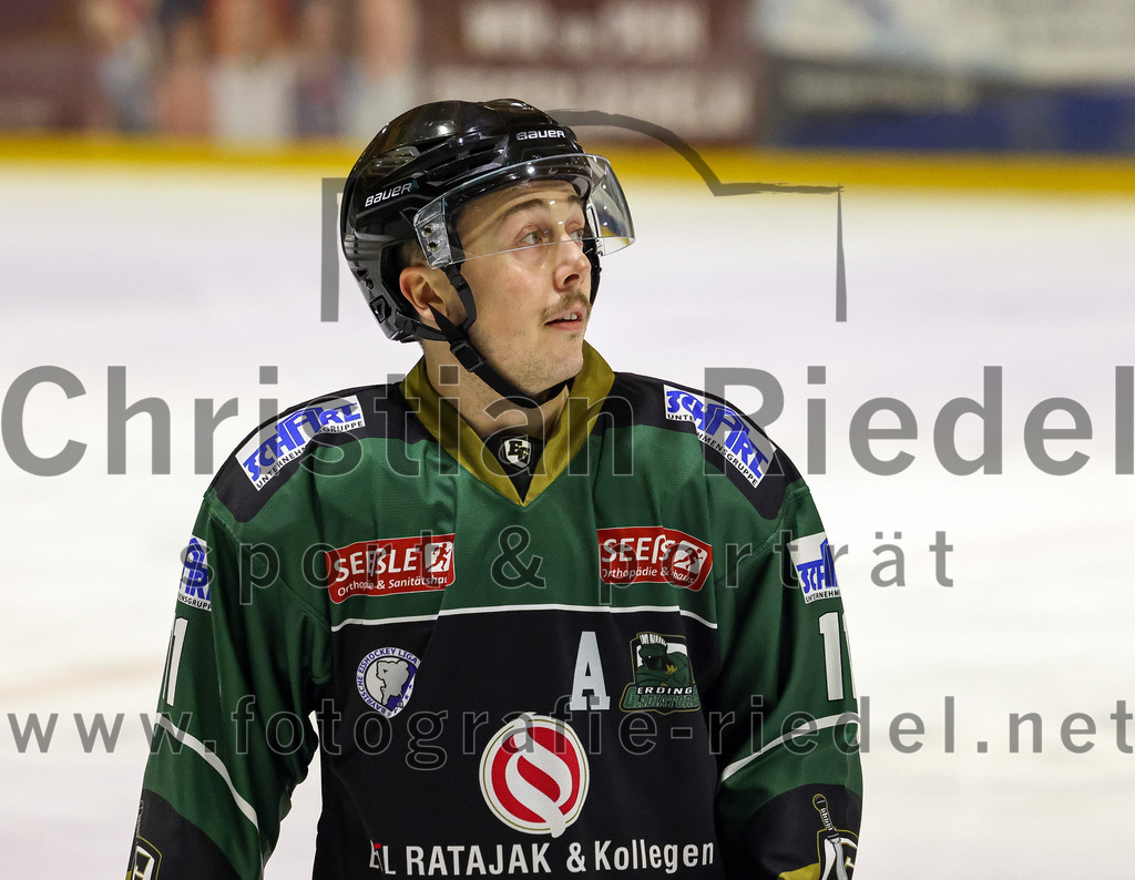 2022-12-23_150_TSV_Erding_gegen_EA_Schongau | Erding, Deutschland, 23.12.2022:
Eishockey, Bayernliga 2022 / 2023, 22. Spieltag, TSV Erding gegen EA Schongau, Endergebnis: 

Foto: Christian Riedel / fotografie-riedel.net