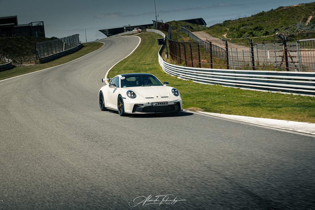 _6PZ6446 _ | Entdecken Sie die faszinierende Welt von Alexander Tschuncky Arts: Kreative Fotografie, atemberaubende Automobilkunst und hochwertiger Bilderdruck. Lassen Sie sich inspirieren! - Realisiert mit Pictrs.com