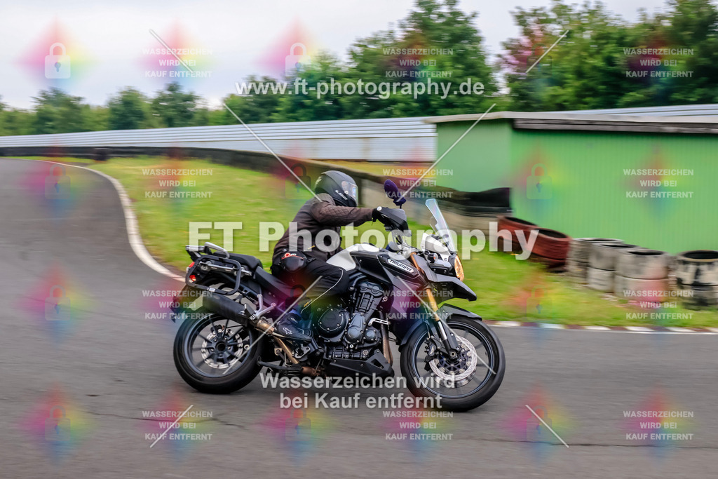 _TCM3072 | Hier findet Ihr Bilder von Touristenfahrten auf der Nürburgring Nordschleife oder von anderen Veranstaltungen die ich besucht habe. Viel Spass beim Durch Schauen 