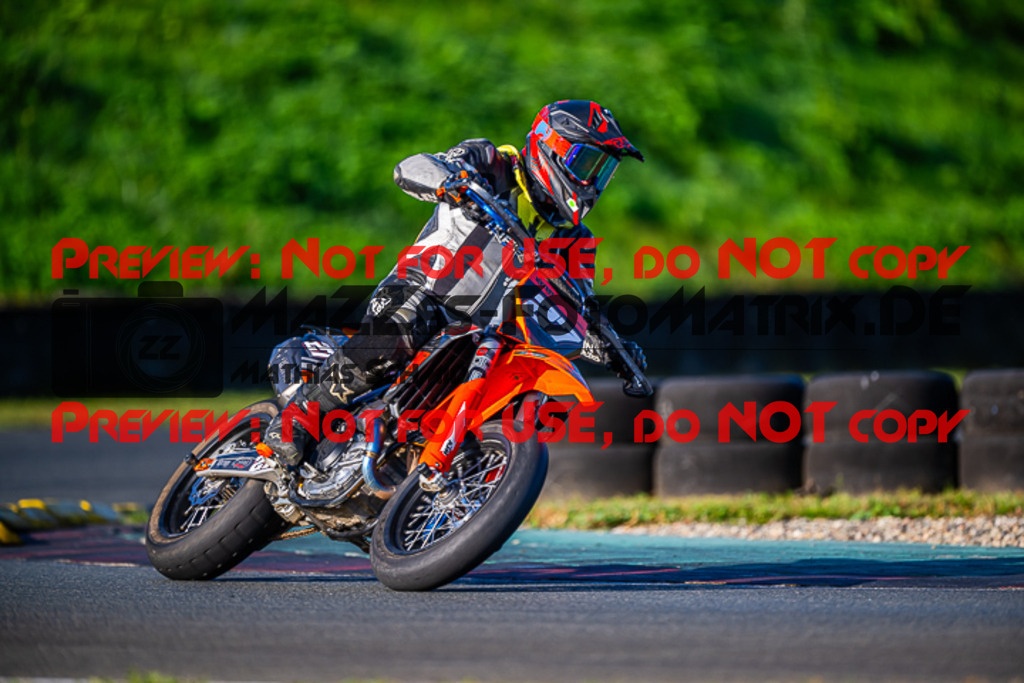 MaZZes_FotoMatrix_230930_1279 | UE40