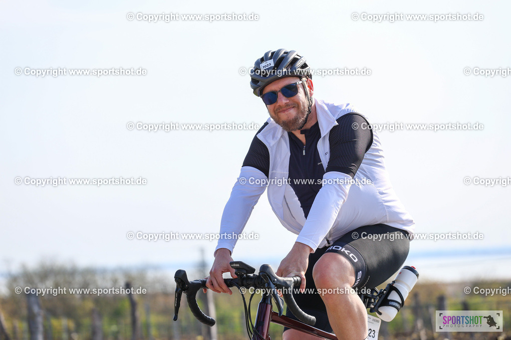 IMG_0700 | @sportshot_your_pictrs #yourpictures#roadtowm2029 #nrm #neusiedlerseeradmarathon #neusiedlersee #neusiedlerseetourismus #burgenland #mörbisch #nrm26 #burgenlandtourismus #voglundco #poweredbyburgenlandtourismus #radsport #rad #marathon #ucigranfondo #visitburgenland #ucigranfondoworldseries