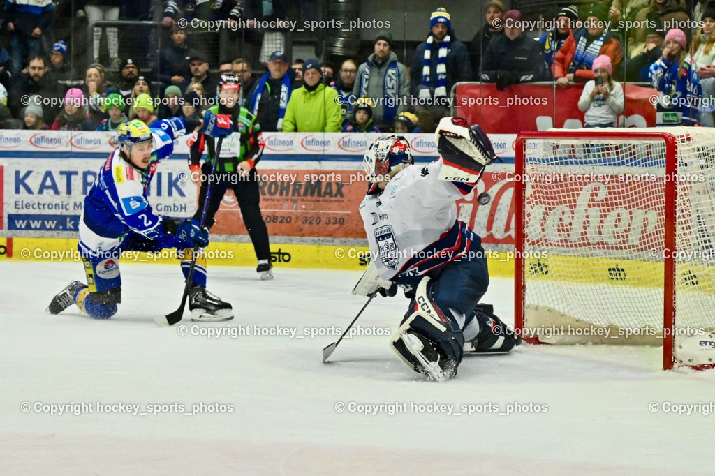 EC IDM Wärmepumpen VSV vs. Hydro Fehervar AV 19 | #2 Dylan MacPherson EC VSV, #45 Rasmus Reijola Hydro Fehervar, EC IDM Wärmepumpen VSV vs. Hydro Fehervar AV 19, EC IDM Wärmepumpen VSV vs. Hydro Fehervar AV 19  am 17.01.2026 in Villach (Stadthalle Villach), Austria, (Photo by Bernd Stefan)