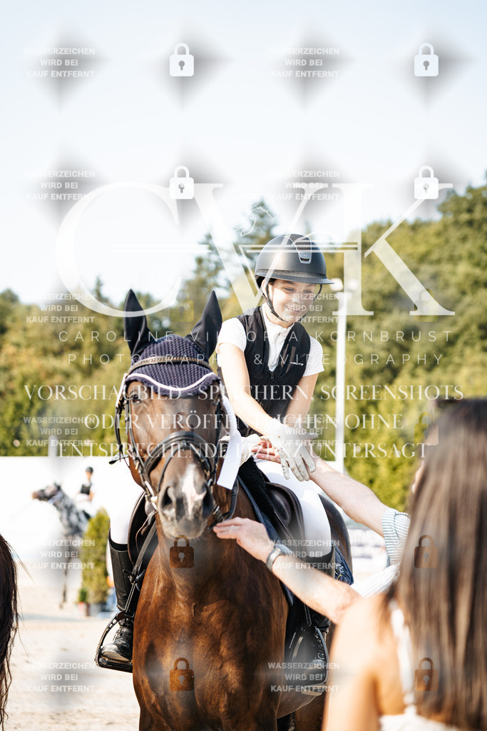 CK704445 | Turnierfotografie Pferdefotografie Trier Rheinland-Pfalz Pferdesport Reitsport Tierfotografie Sportfotografie Pferdevideo Pferdevideografie Equestrianvideography equestrianphotography  - Realisiert mit Pictrs.com