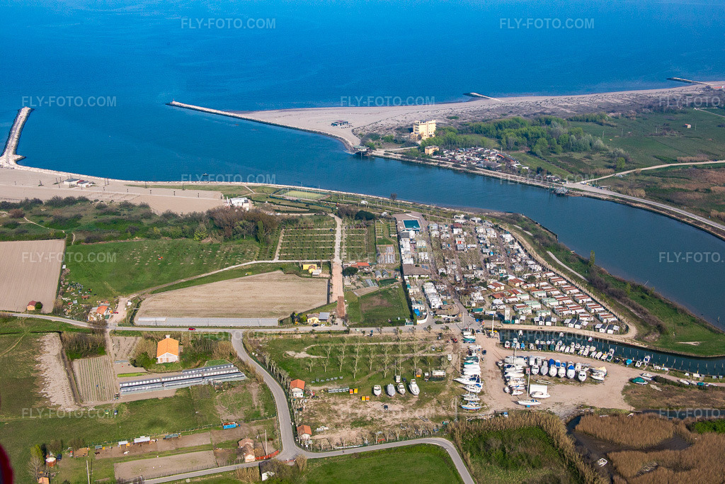 Aerial view: Sottomarina di Chioggia in the district Campeggio Oasi in Chioggia in the state Veneto, Italy.Photo: IMG_087409.jpg taken on 04/06/2016 by Werner Riehm/FLY-FOTO.comResolution of the original: 5472 x 3648 px