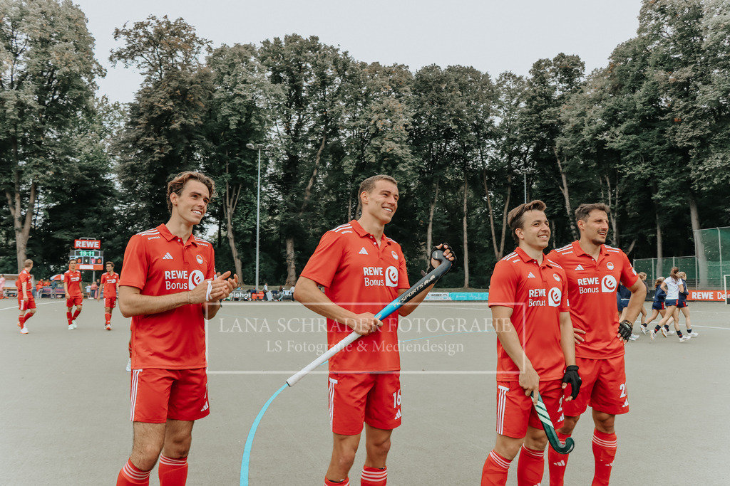 Herren_Bundesliga_02_F_RWK-UHC_21.09.25_Köln (461 von 471) | lanaschraderfotografie - Realisiert mit Pictrs.com