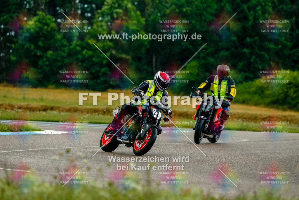 Chambley Juli-1489 | Hier findet Ihr Bilder von Touristenfahrten auf der Nürburgring Nordschleife oder von anderen Veranstaltungen die ich besucht habe. Viel Spass beim Durch Schauen 