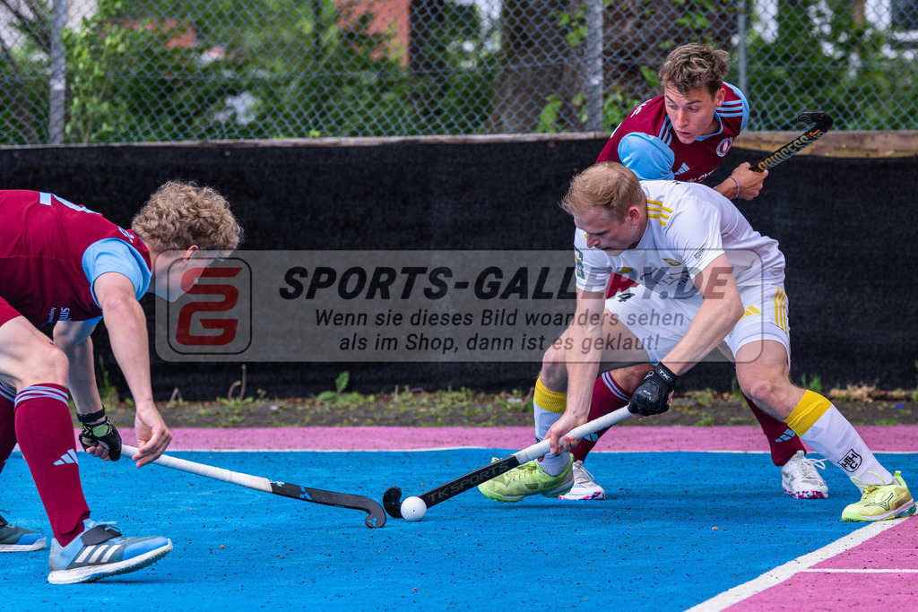 SM_20250504-D5A_5064 | 1.Bundesliga Feld - Rückrunde (M) HTHC - UHC / 0:4 (0:2)