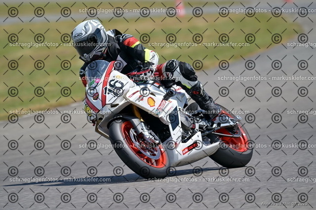 25bt04-1250 | markuskiefer.com - Realisiert mit Pictrs.com