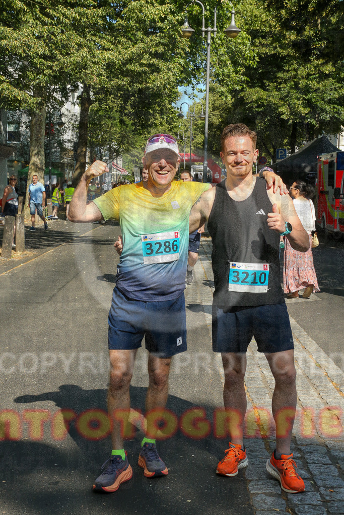 250621_0948_EX1_1101 | Sportfotografie im Rhein-Sieg Kreis, Köln, Bonn, NRW, Rheinland Pfalz, Hessen, etc. Unser Tätigkeitsfeld umfasst den Laufsport vom Volkslauf über den Marathon, Duathlon, Triathon bis zum Ultralauf wie Kölnpfad Ultra oder Schindertrail.