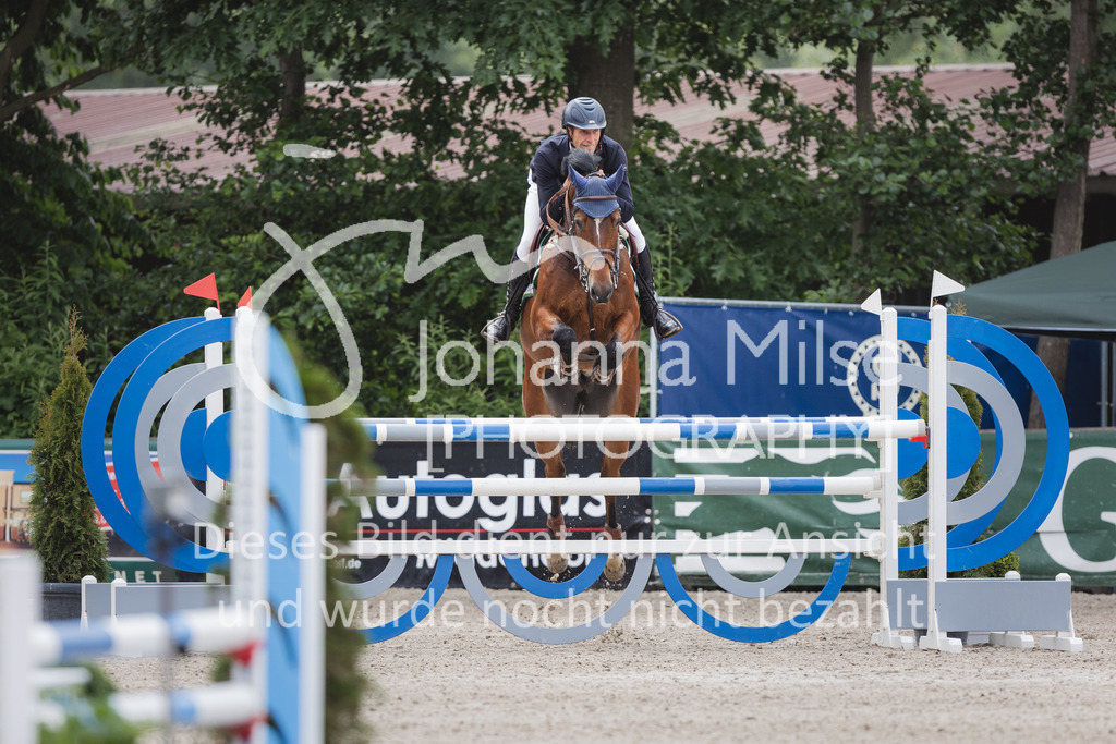220614_Mühlen_SprPfM-600 | Late Entry Mühlen
Springprüfung Kl.M* 6-8j. Pferde gl. Einlaufprüfung für 6j. Pferde
14.06.2022