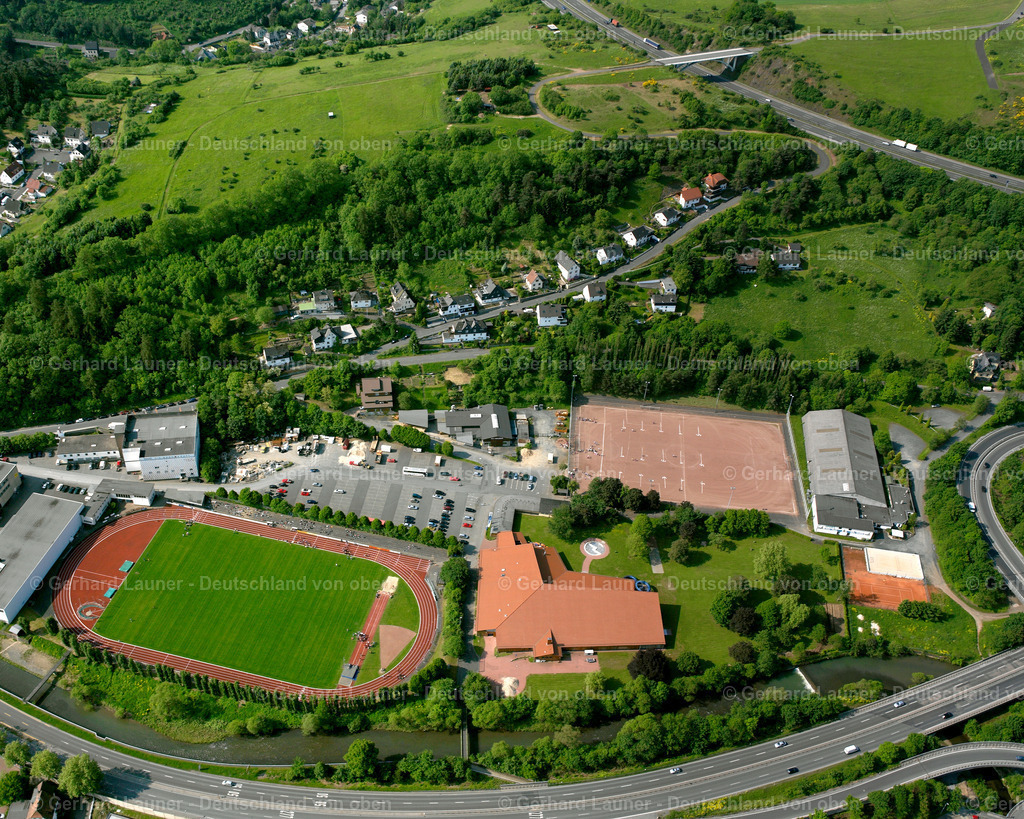 2611162 | DILLENBURG 09.06.2006 Ensemble der Sportplatzanlagen  in Dillenburg im Bundesland Hessen, Deutschland // Ensemble of sports grounds  in Dillenburg in the state Hesse, Germany Foto: Gerhard Launer