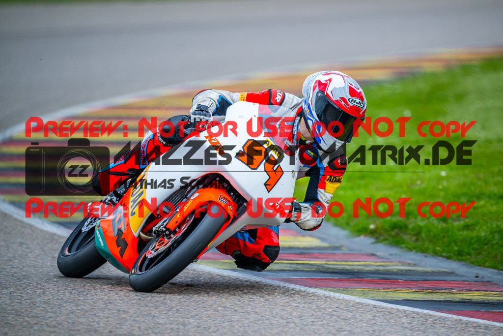 MaZZes_FotoMatrix_240503_6007705_8949 | KTM