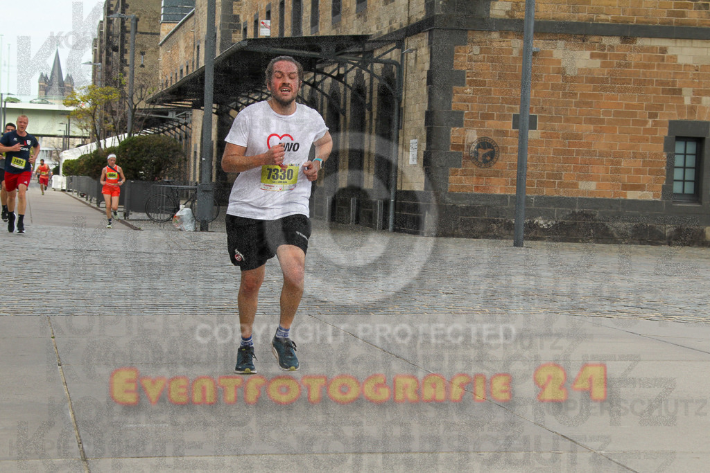 250920_1322_EV4_5317 | Sportfotografie im Rhein-Sieg Kreis, Köln, Bonn, NRW, Rheinland Pfalz, Hessen, etc. Unser Tätigkeitsfeld umfasst den Laufsport vom Volkslauf über den Marathon, Duathlon, Triathon bis zum Ultralauf wie Kölnpfad Ultra oder Schindertrail.