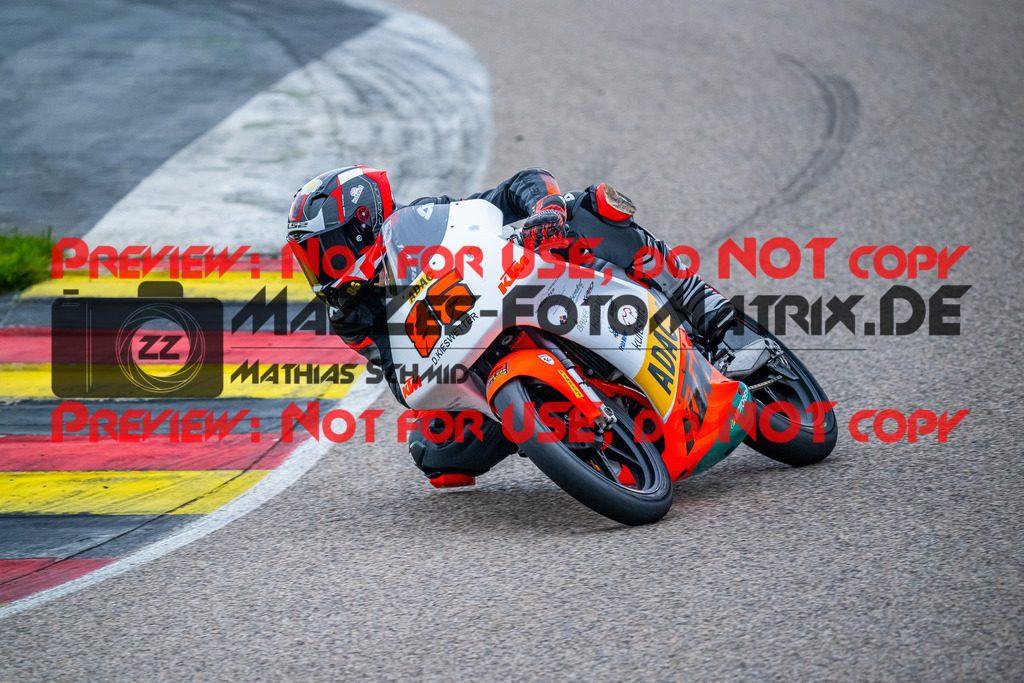 MaZZes_FotoMatrix_240503_6007705_1153 | KTM
