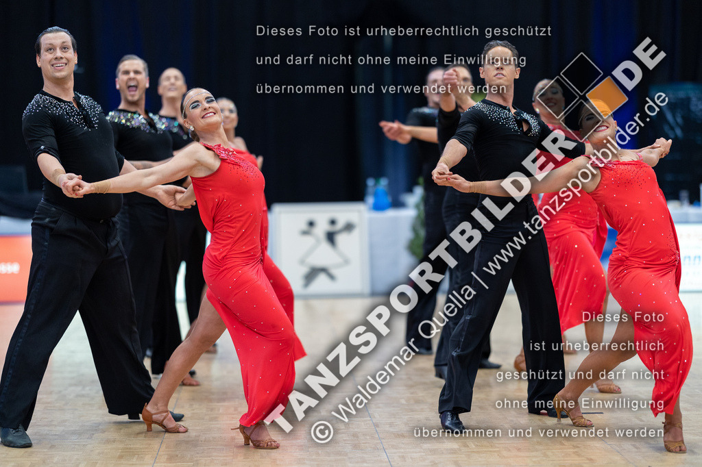 20230415-11611 | Hier finden Sie Tanz Bilder vom Latein und Standard Formationen tanzen. Sportbilder vom Tanzsport. Schöne Fotos und von Weltmeisterschaft, Europameisterschaft, Bundesliga, Regionalliga, Oberliga und Landesliga sowie von GOC Stuttgart, DanceComp, WM Bremen